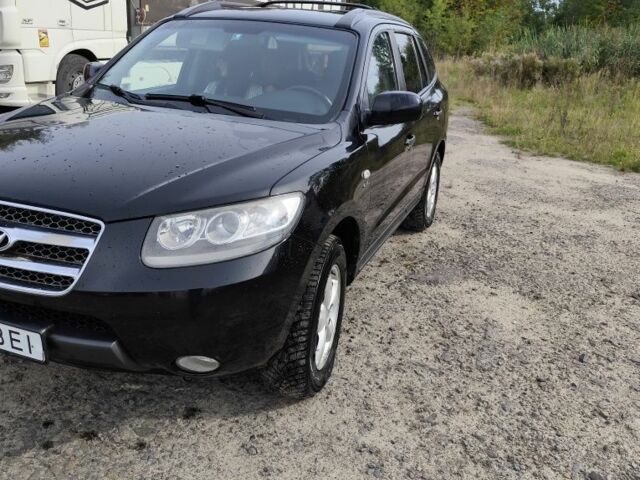 Черный Хендай Санта Фе, объемом двигателя 0 л и пробегом 266 тыс. км за 8400 $, фото 1 на Automoto.ua
