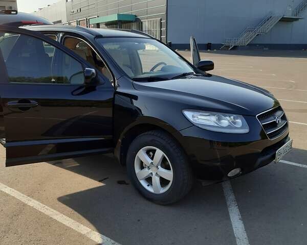 Черный Хендай Санта Фе, объемом двигателя 2.66 л и пробегом 160 тыс. км за 9300 $, фото 5 на Automoto.ua