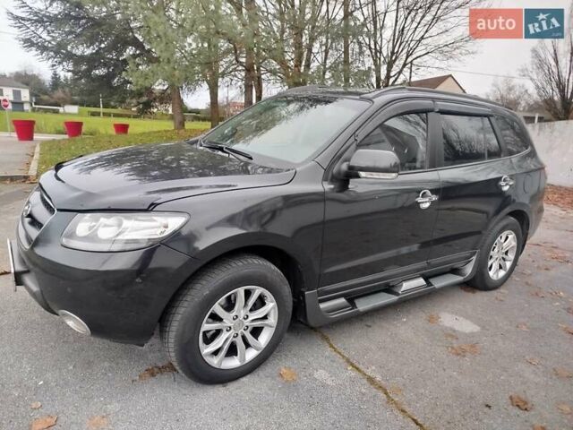 Черный Хендай Санта Фе, объемом двигателя 2.19 л и пробегом 220 тыс. км за 12000 $, фото 1 на Automoto.ua