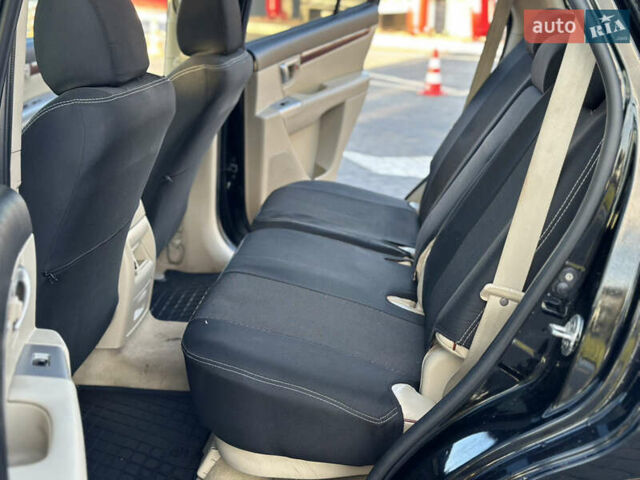 Чорний Хендай Санта Фе, об'ємом двигуна 2.7 л та пробігом 197 тис. км за 10000 $, фото 19 на Automoto.ua