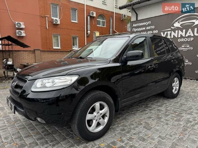 Черный Хендай Санта Фе, объемом двигателя 2.7 л и пробегом 361 тыс. км за 8300 $, фото 3 на Automoto.ua