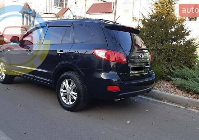 Черный Хендай Санта Фе, объемом двигателя 2.2 л и пробегом 230 тыс. км за 10700 $, фото 4 на Automoto.ua
