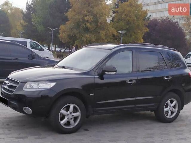 Черный Хендай Санта Фе, объемом двигателя 2.19 л и пробегом 208 тыс. км за 9200 $, фото 2 на Automoto.ua
