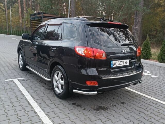 Черный Хендай Санта Фе, объемом двигателя 2.2 л и пробегом 269 тыс. км за 275 $, фото 2 на Automoto.ua