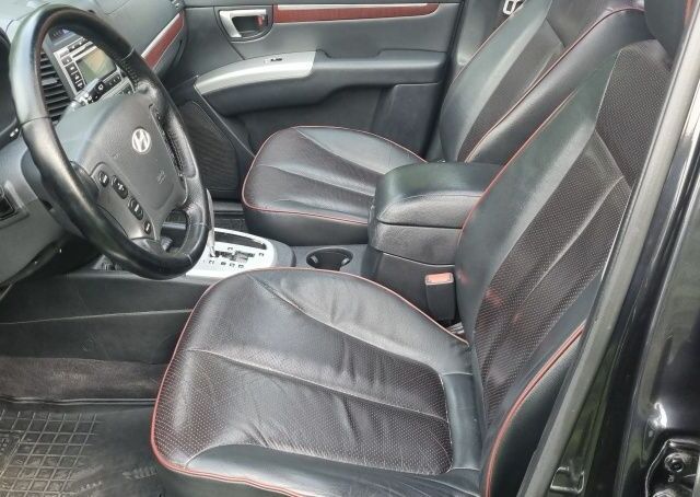 Черный Хендай Санта Фе, объемом двигателя 2.7 л и пробегом 141 тыс. км за 10600 $, фото 14 на Automoto.ua