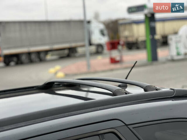 Черный Хендай Санта Фе, объемом двигателя 2.2 л и пробегом 207 тыс. км за 10500 $, фото 61 на Automoto.ua