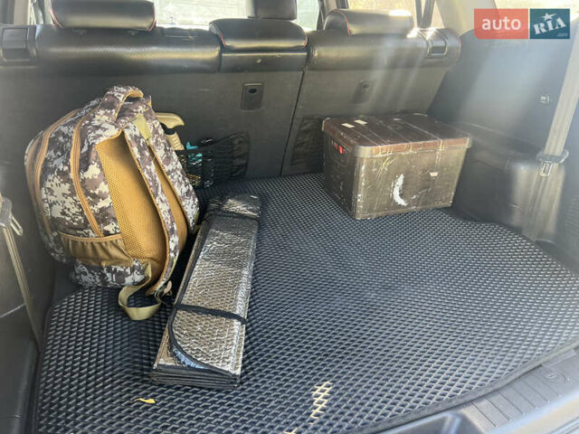 Чорний Хендай Санта Фе, об'ємом двигуна 2.19 л та пробігом 159 тис. км за 11300 $, фото 13 на Automoto.ua