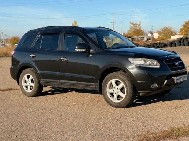 Черный Хендай Санта Фе, объемом двигателя 2.2 л и пробегом 270 тыс. км за 10500 $, фото 4 на Automoto.ua