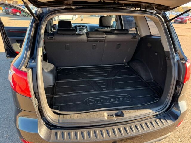 Черный Хендай Санта Фе, объемом двигателя 2.2 л и пробегом 270 тыс. км за 10500 $, фото 19 на Automoto.ua