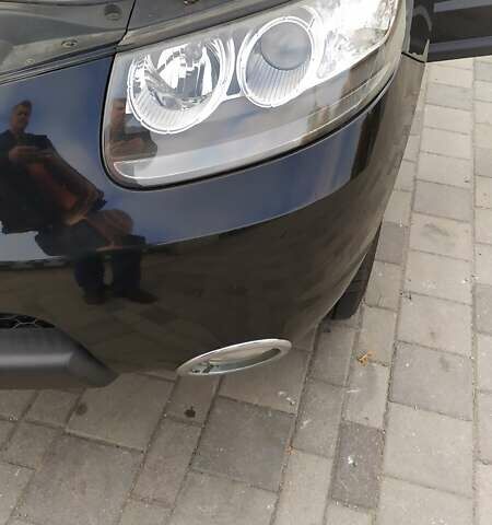 Черный Хендай Санта Фе, объемом двигателя 2.19 л и пробегом 208 тыс. км за 9200 $, фото 7 на Automoto.ua