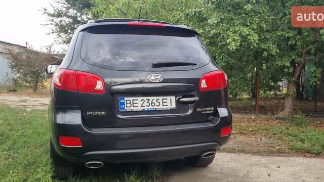 Черный Хендай Санта Фе, объемом двигателя 2.66 л и пробегом 141 тыс. км за 10600 $, фото 2 на Automoto.ua