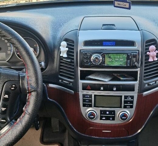 Черный Хендай Санта Фе, объемом двигателя 0 л и пробегом 320 тыс. км за 5200 $, фото 7 на Automoto.ua