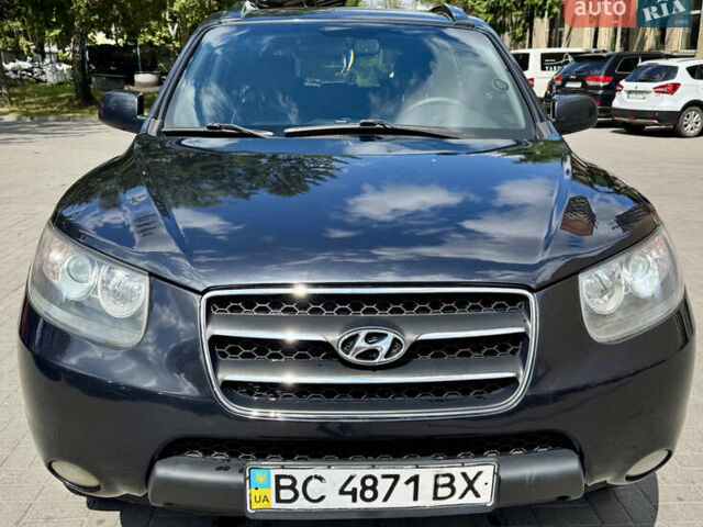 Черный Хендай Санта Фе, объемом двигателя 2.66 л и пробегом 323 тыс. км за 9500 $, фото 1 на Automoto.ua