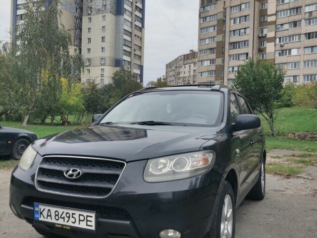 Черный Хендай Санта Фе, объемом двигателя 2.2 л и пробегом 198 тыс. км за 7500 $, фото 1 на Automoto.ua