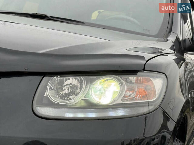 Черный Хендай Санта Фе, объемом двигателя 2.2 л и пробегом 159 тыс. км за 11300 $, фото 13 на Automoto.ua