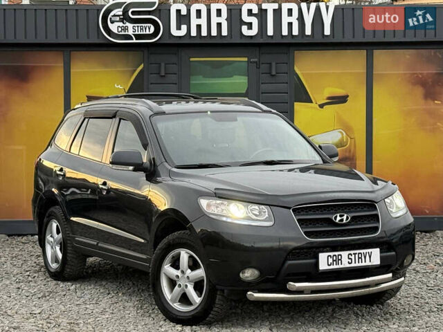 Черный Хендай Санта Фе, объемом двигателя 2.2 л и пробегом 159 тыс. км за 11300 $, фото 2 на Automoto.ua