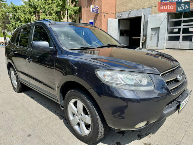 Черный Хендай Санта Фе, объемом двигателя 2.66 л и пробегом 323 тыс. км за 9500 $, фото 7 на Automoto.ua
