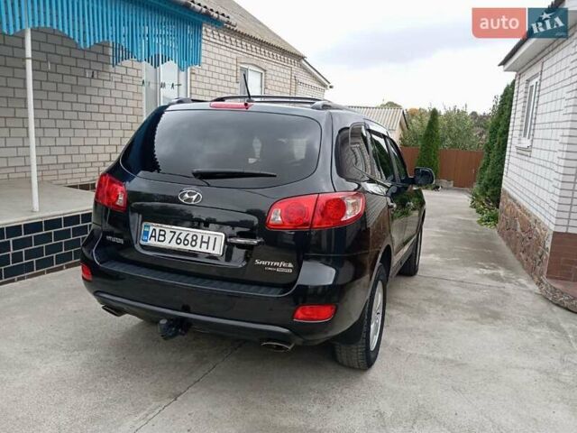 Черный Хендай Санта Фе, объемом двигателя 2.19 л и пробегом 263 тыс. км за 11200 $, фото 20 на Automoto.ua