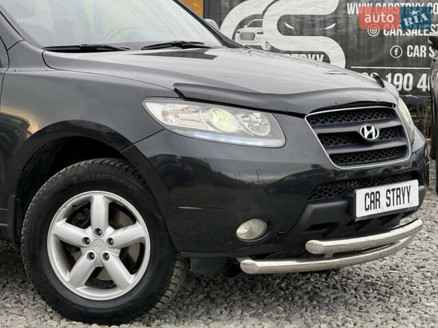 Черный Хендай Санта Фе, объемом двигателя 2.2 л и пробегом 159 тыс. км за 11300 $, фото 21 на Automoto.ua
