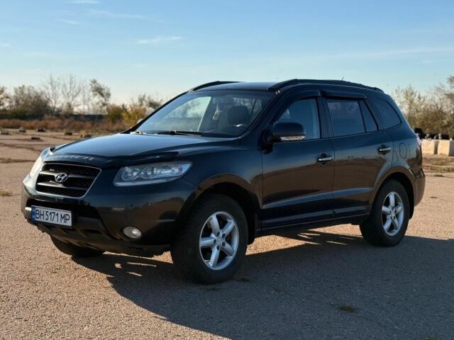 Черный Хендай Санта Фе, объемом двигателя 2.2 л и пробегом 270 тыс. км за 10500 $, фото 3 на Automoto.ua