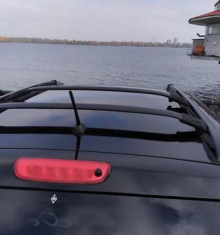 Черный Хендай Санта Фе, объемом двигателя 2.19 л и пробегом 208 тыс. км за 9200 $, фото 15 на Automoto.ua