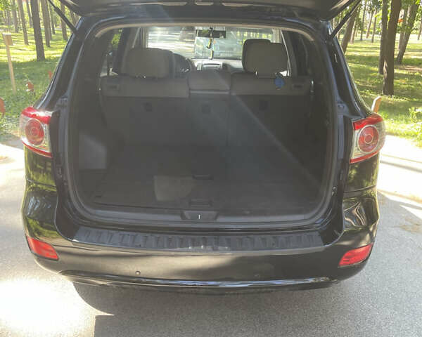 Чорний Хендай Санта Фе, об'ємом двигуна 2.36 л та пробігом 270 тис. км за 12000 $, фото 17 на Automoto.ua