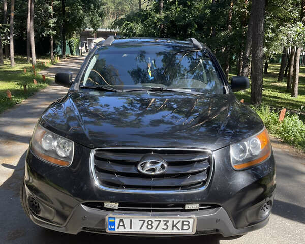Чорний Хендай Санта Фе, об'ємом двигуна 2.36 л та пробігом 270 тис. км за 12000 $, фото 1 на Automoto.ua