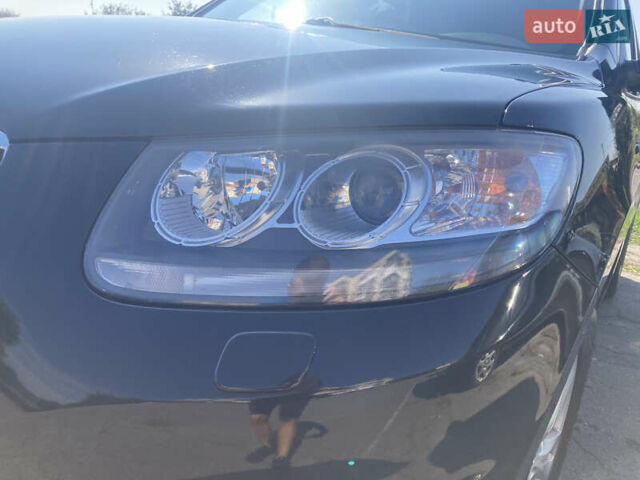 Черный Хендай Санта Фе, объемом двигателя 2.2 л и пробегом 230 тыс. км за 12350 $, фото 10 на Automoto.ua