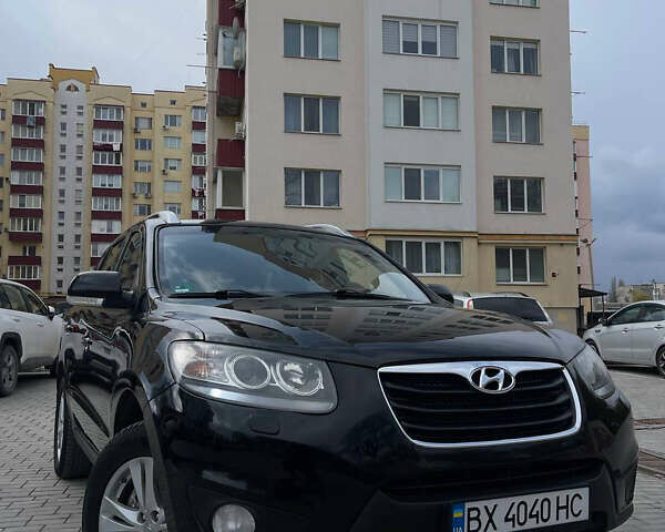 Черный Хендай Санта Фе, объемом двигателя 2.2 л и пробегом 250 тыс. км за 12499 $, фото 1 на Automoto.ua