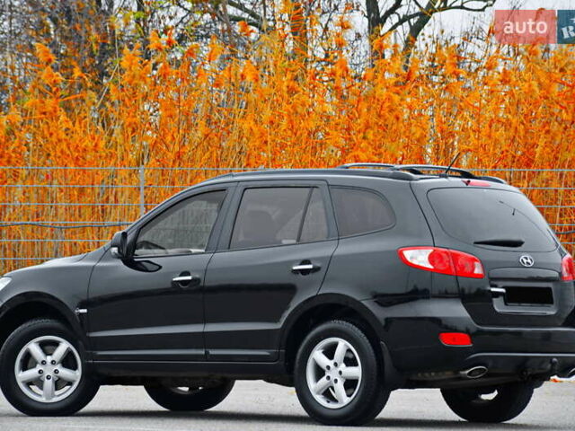 Черный Хендай Санта Фе, объемом двигателя 2.2 л и пробегом 112 тыс. км за 12300 $, фото 2 на Automoto.ua