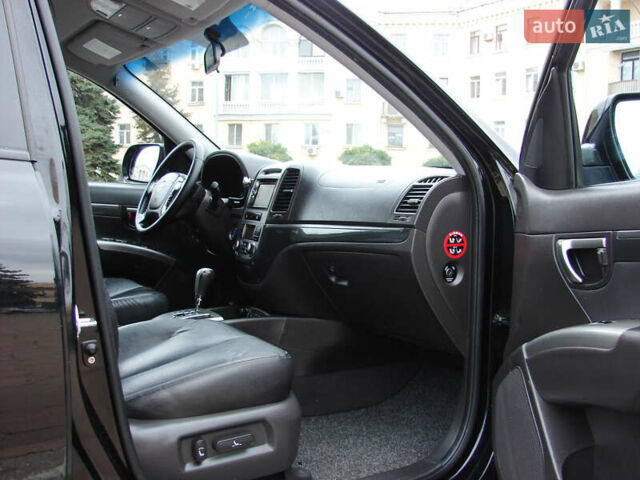 Чорний Хендай Санта Фе, об'ємом двигуна 2.2 л та пробігом 232 тис. км за 13100 $, фото 24 на Automoto.ua