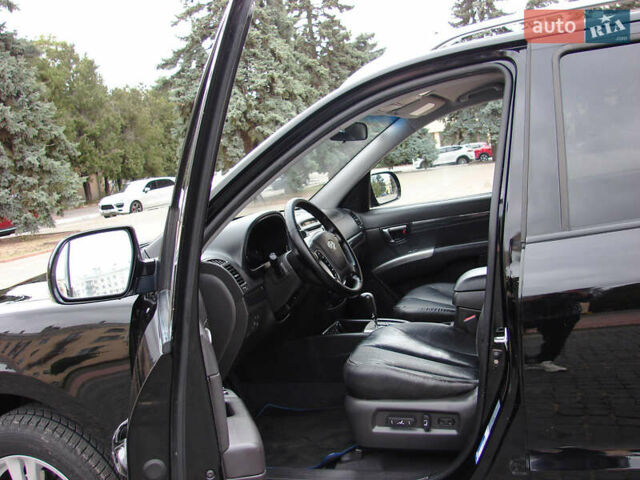Чорний Хендай Санта Фе, об'ємом двигуна 2.2 л та пробігом 232 тис. км за 13100 $, фото 16 на Automoto.ua