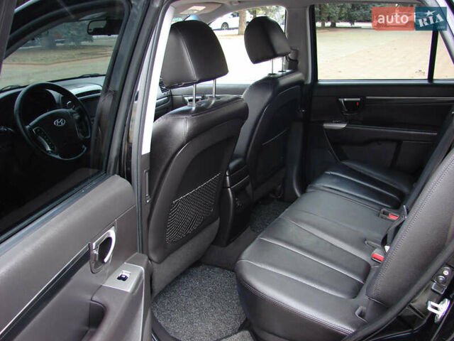 Чорний Хендай Санта Фе, об'ємом двигуна 2.2 л та пробігом 232 тис. км за 13100 $, фото 22 на Automoto.ua