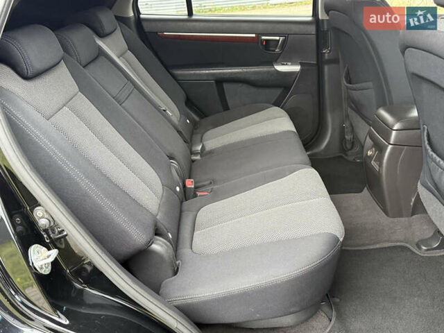 Чорний Хендай Санта Фе, об'ємом двигуна 2.2 л та пробігом 163 тис. км за 9999 $, фото 12 на Automoto.ua