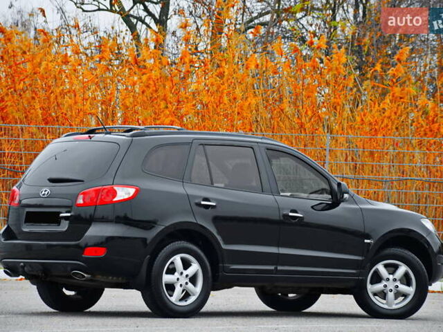 Черный Хендай Санта Фе, объемом двигателя 2.2 л и пробегом 112 тыс. км за 12300 $, фото 1 на Automoto.ua