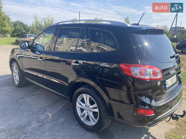 Черный Хендай Санта Фе, объемом двигателя 2.2 л и пробегом 230 тыс. км за 12350 $, фото 19 на Automoto.ua