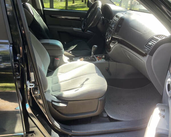 Чорний Хендай Санта Фе, об'ємом двигуна 2.36 л та пробігом 270 тис. км за 12000 $, фото 10 на Automoto.ua