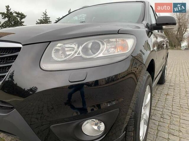 Черный Хендай Санта Фе, объемом двигателя 2.2 л и пробегом 232 тыс. км за 13100 $, фото 7 на Automoto.ua