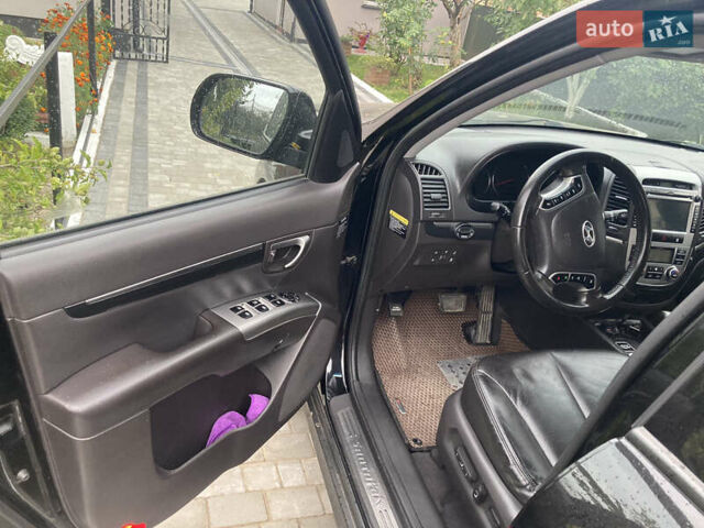 Черный Хендай Санта Фе, объемом двигателя 2.2 л и пробегом 230 тыс. км за 12350 $, фото 29 на Automoto.ua