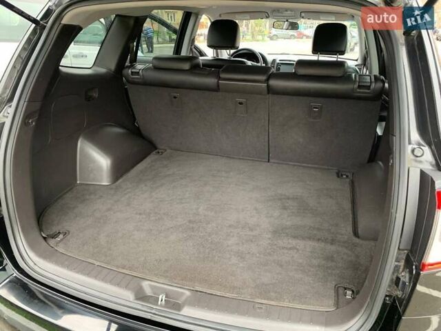 Черный Хендай Санта Фе, объемом двигателя 2.2 л и пробегом 232 тыс. км за 13100 $, фото 22 на Automoto.ua