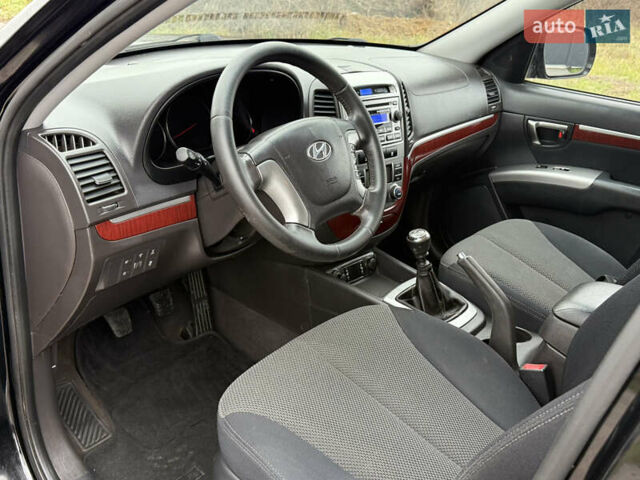 Чорний Хендай Санта Фе, об'ємом двигуна 2.2 л та пробігом 163 тис. км за 9999 $, фото 8 на Automoto.ua