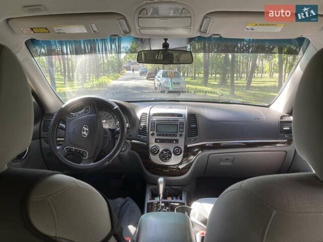 Чорний Хендай Санта Фе, об'ємом двигуна 2.36 л та пробігом 270 тис. км за 12000 $, фото 13 на Automoto.ua