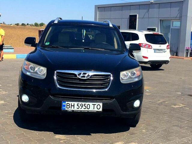 Черный Хендай Санта Фе, объемом двигателя 2.2 л и пробегом 188 тыс. км за 13100 $, фото 2 на Automoto.ua