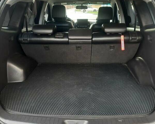 Черный Хендай Санта Фе, объемом двигателя 2.2 л и пробегом 288 тыс. км за 14100 $, фото 7 на Automoto.ua