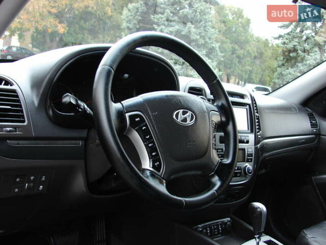 Чорний Хендай Санта Фе, об'ємом двигуна 2.2 л та пробігом 232 тис. км за 13100 $, фото 18 на Automoto.ua