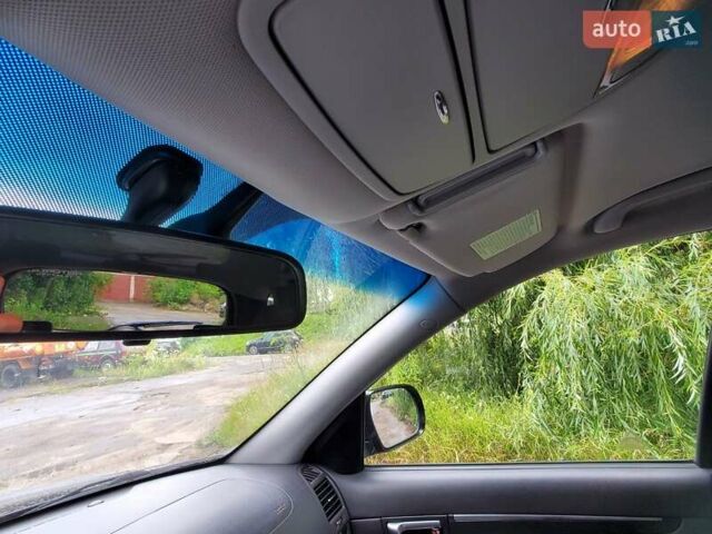 Черный Хендай Санта Фе, объемом двигателя 2.2 л и пробегом 203 тыс. км за 11800 $, фото 9 на Automoto.ua