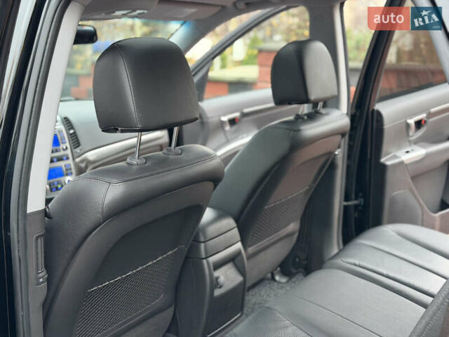 Черный Хендай Санта Фе, объемом двигателя 2.2 л и пробегом 170 тыс. км за 13900 $, фото 32 на Automoto.ua