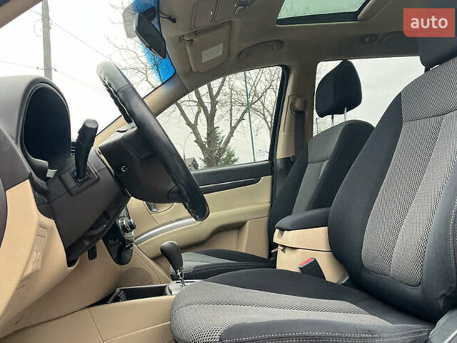 Черный Хендай Санта Фе, объемом двигателя 2.2 л и пробегом 242 тыс. км за 12900 $, фото 9 на Automoto.ua