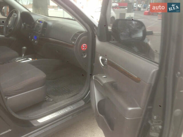 Хендай Санта Фе 2011 в Харькове на Automoto.ua Черный Хендай Санта Фе, объемом двигателя 2.36 л и пробегом 147 тыс. км за 14000 $, фото 9 на Automoto.ua