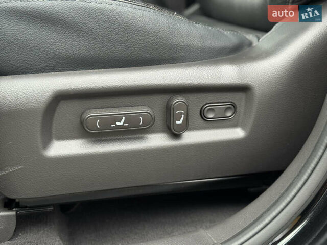 Черный Хендай Санта Фе, объемом двигателя 2.2 л и пробегом 218 тыс. км за 13900 $, фото 44 на Automoto.ua